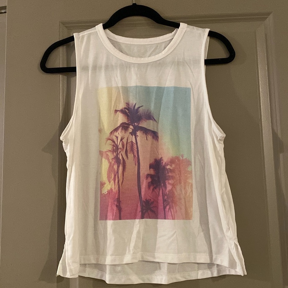 Old Navy Active Ultra Lite Palm Tree Tank